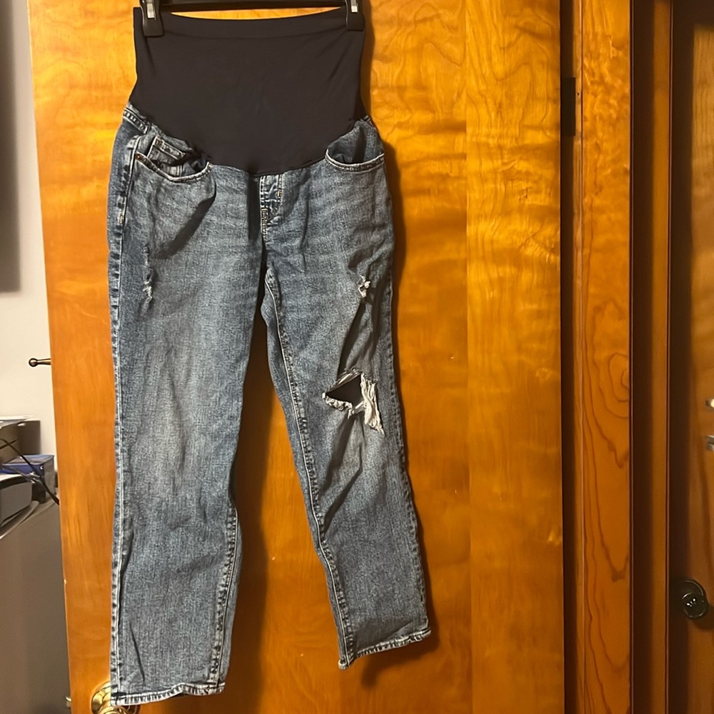 Old Navy Maternity Boyfriend Jeans